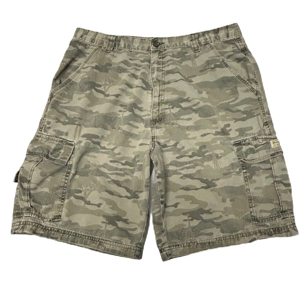 Wrangler Mens Camo Cargo Shorts Sz 36 Cotton Green Tan Utility Outdoors Gorpcore